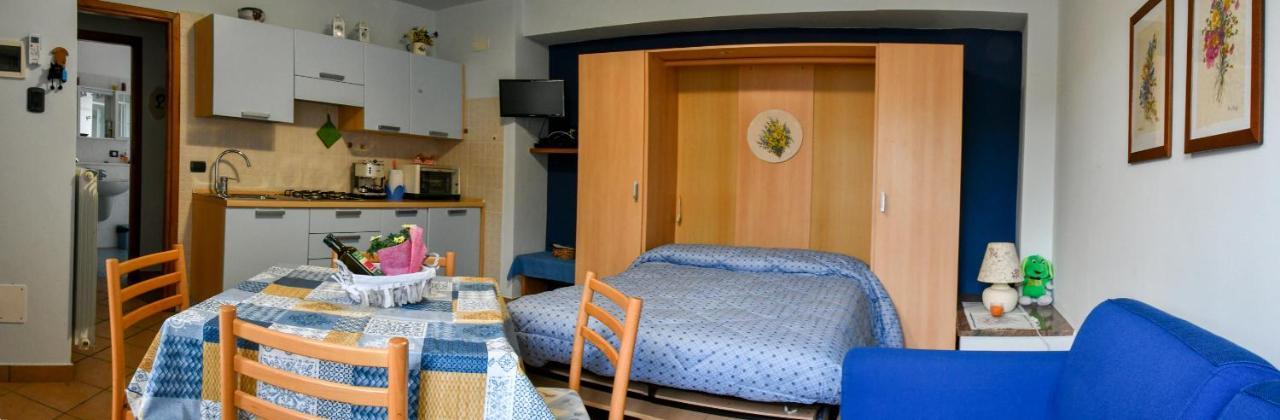 فيلا Gli Angeli Agriturismo Cisano sul Neva المظهر الخارجي الصورة